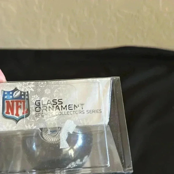 NIB New England Patriots Ornament - Picture 3 of 3